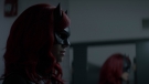 batwoman110_1343.jpg